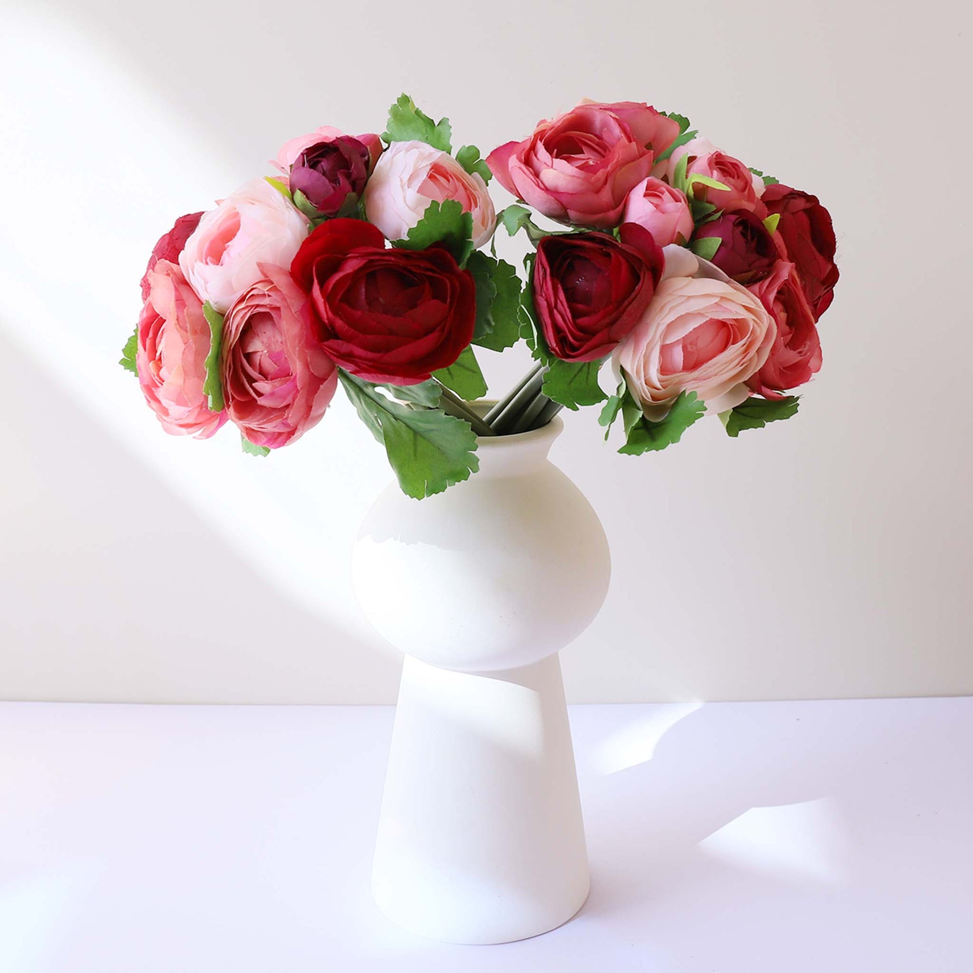 Silk Ranunculus Bouquet Artificial Camellia Flowers Arrangement