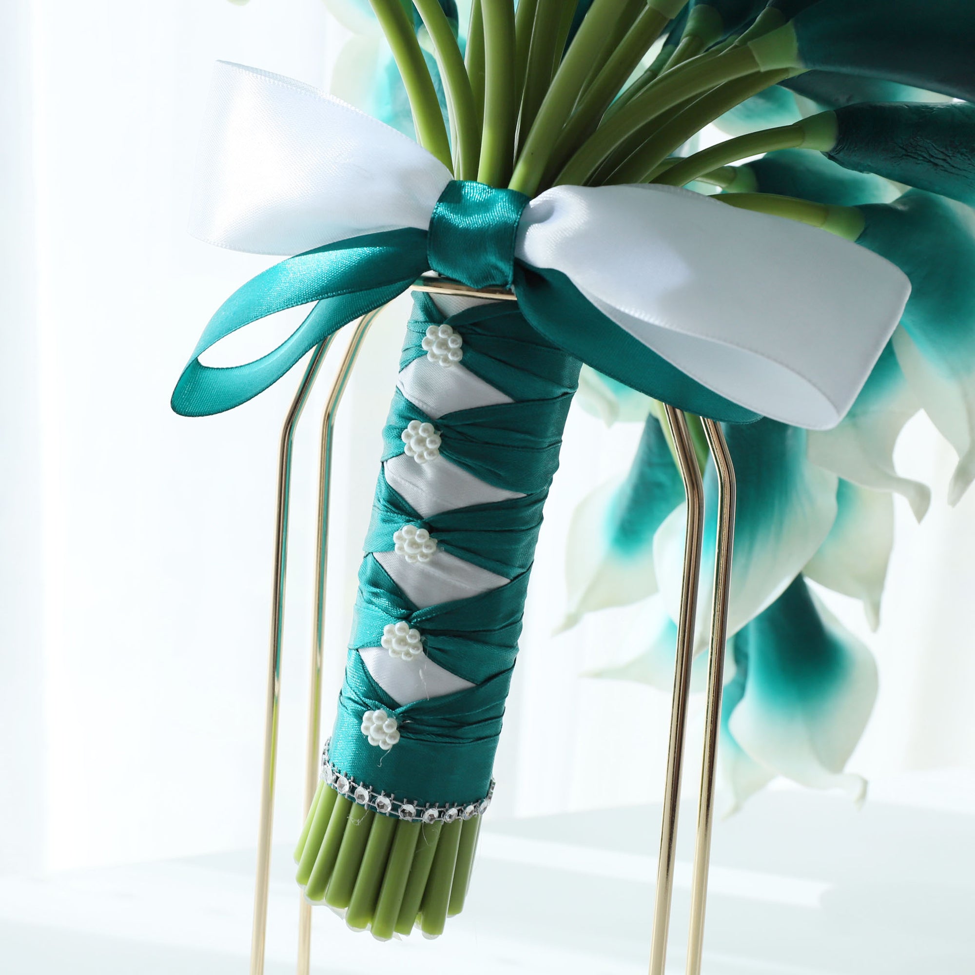 Cascade Bouquet Artificial Oasis Calla Bridal Bouquet