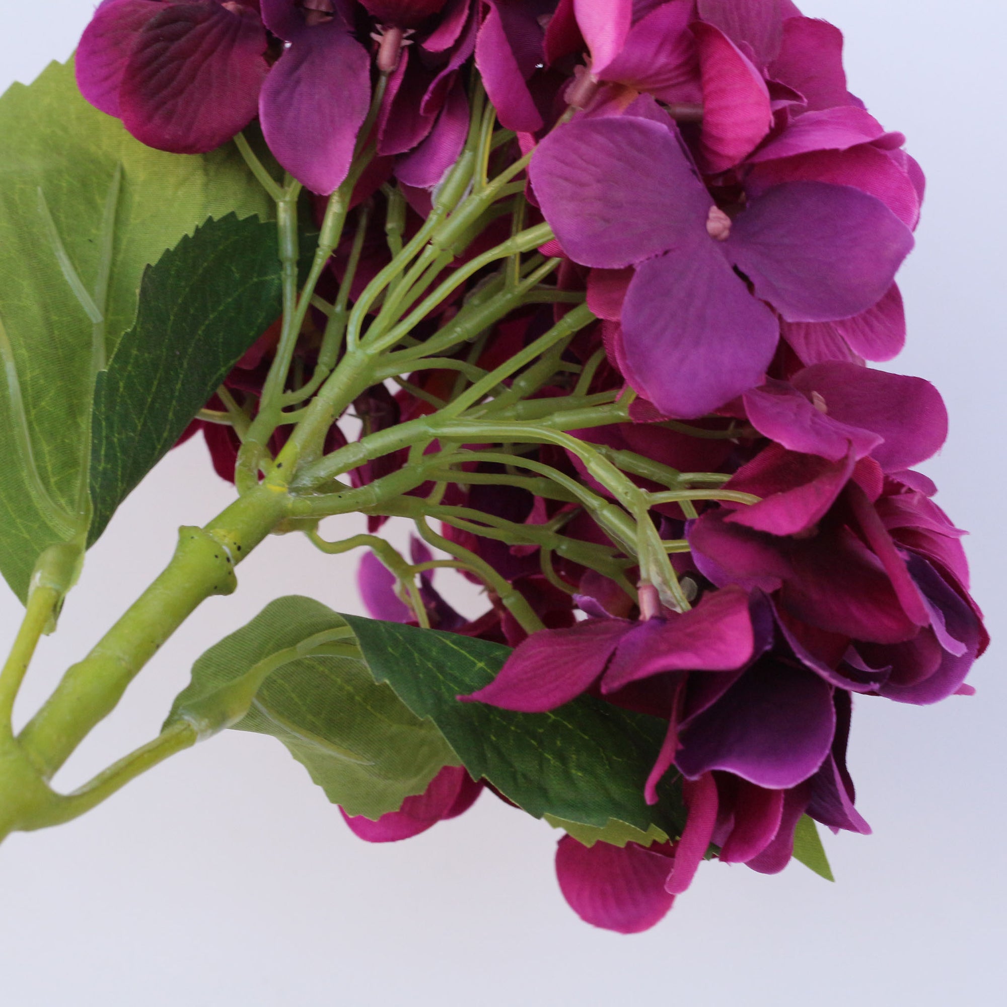 Realistic Silk Hydrangea Flowers 5 Stems for Bridal Bouquets