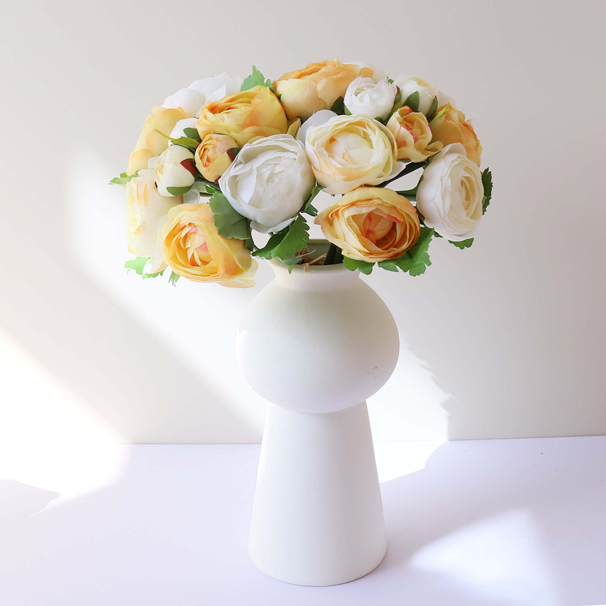 Silk Ranunculus Bouquet Artificial Camellia Flowers Arrangement
