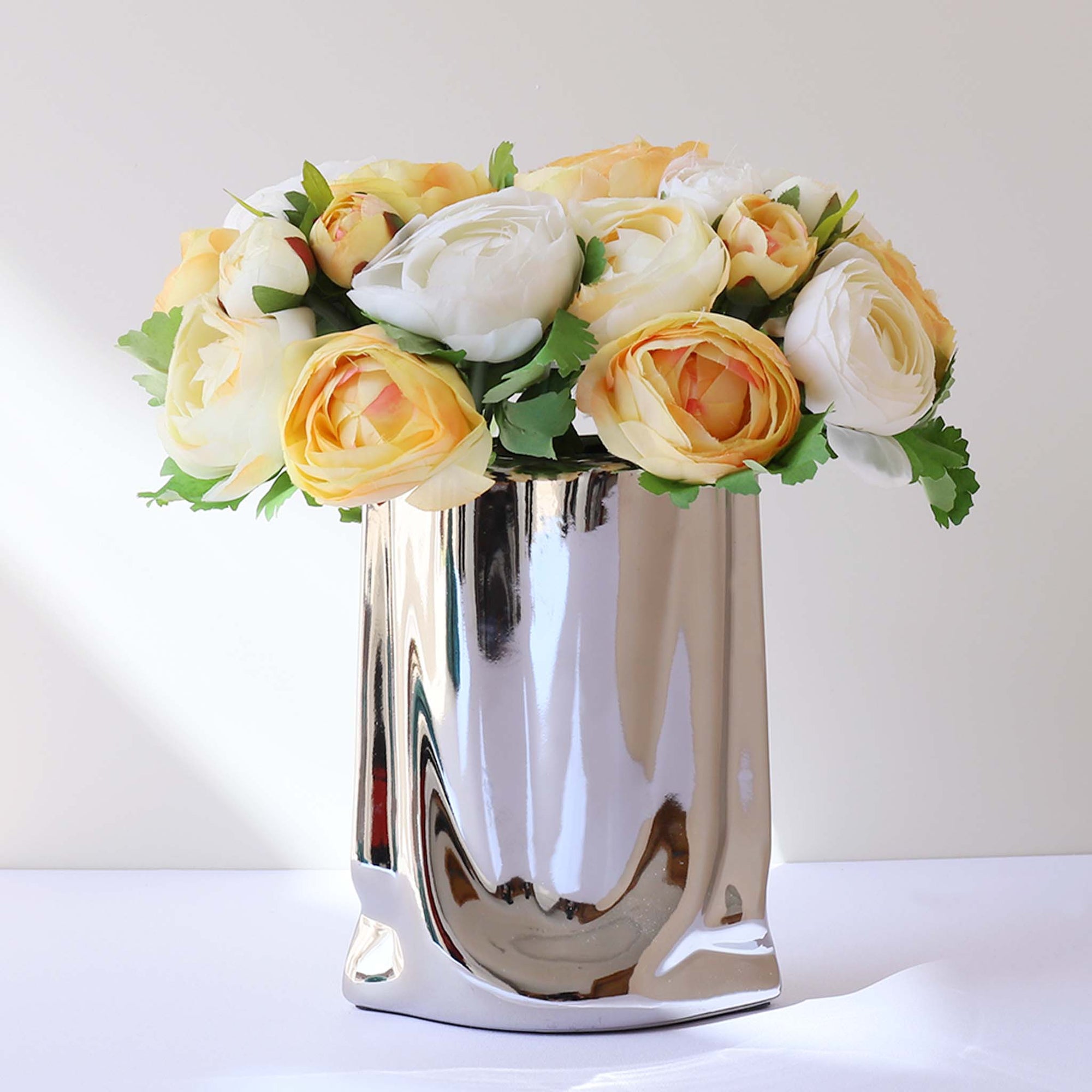 Silk Ranunculus Bouquet Artificial Camellia Flowers Arrangement