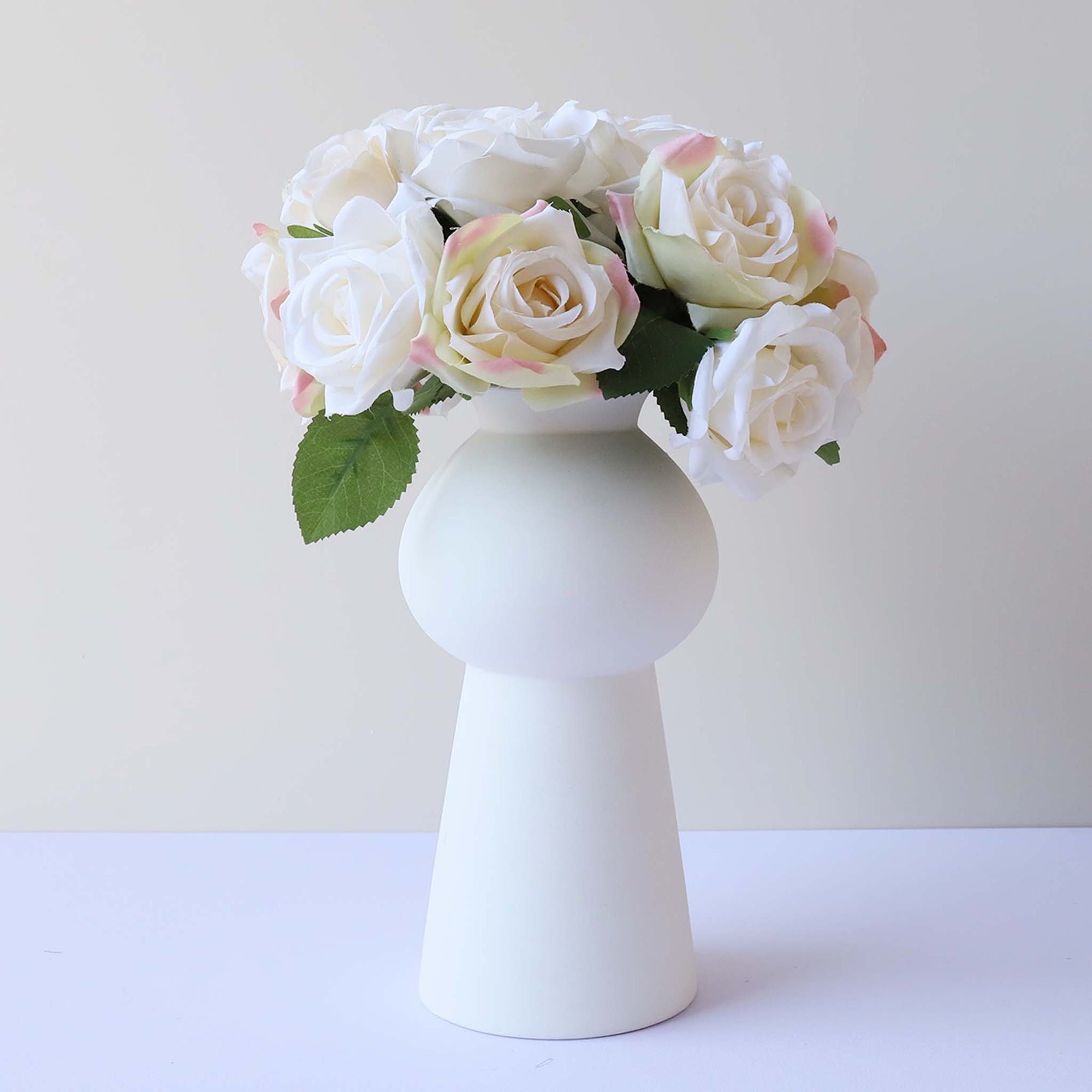 Champagne Silk Flower Bouquet Artificial Floral Arrangement for Home Decoration