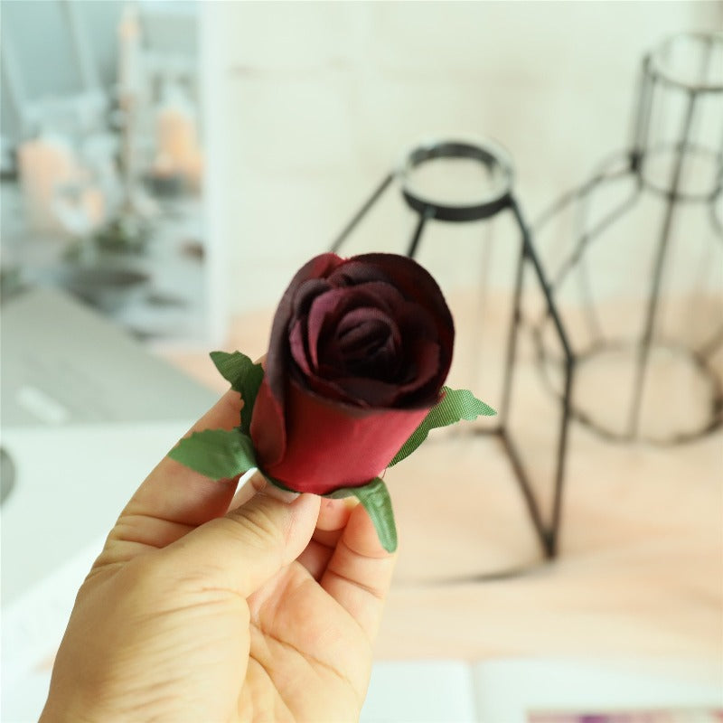 burgundy dark red roses