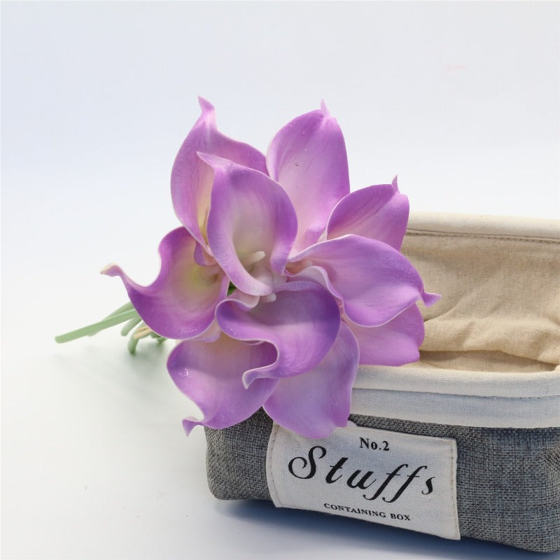 light purple calla lily lavender wedding flowers