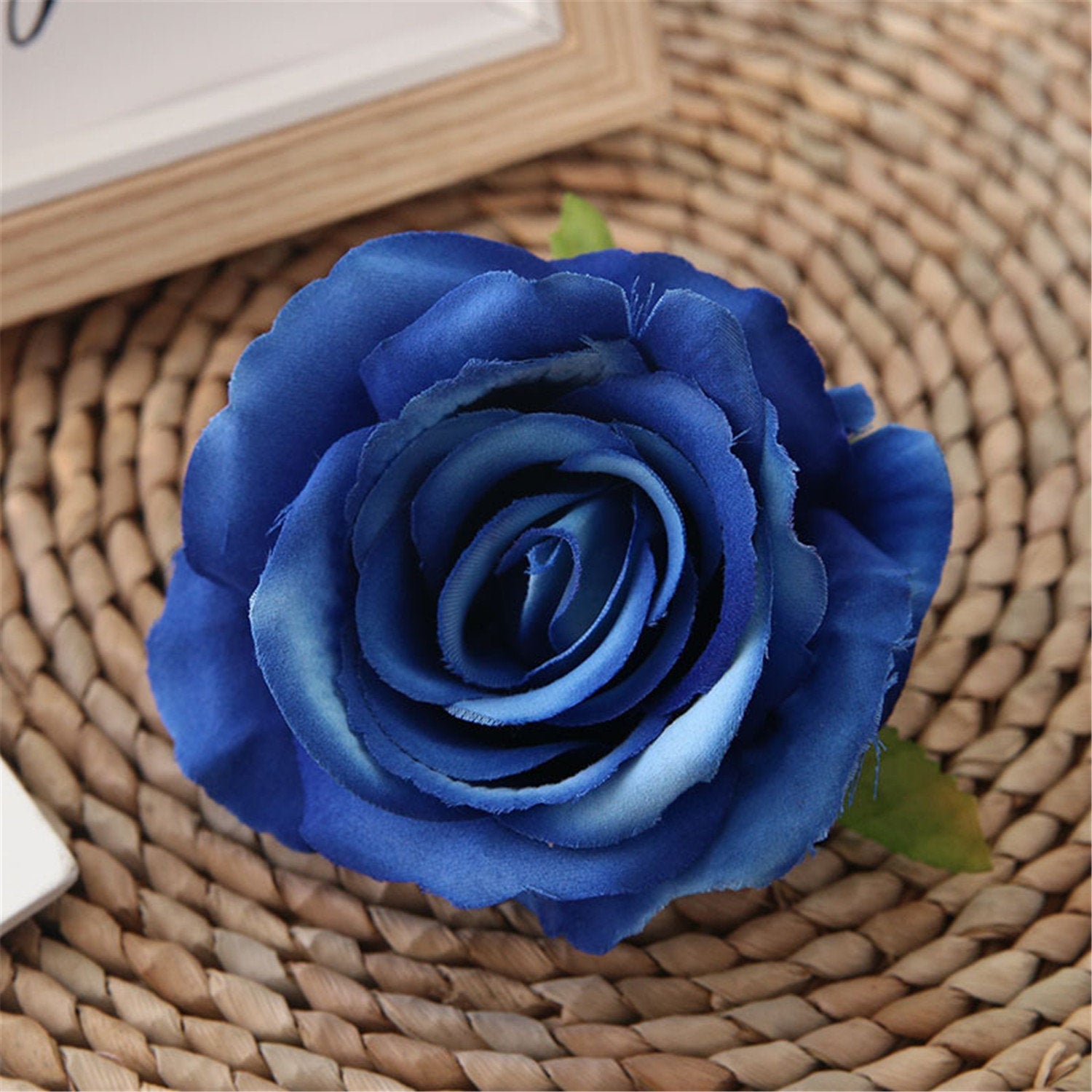 Wholesale Flower Heads Velvet Roses Artificial Bulk Flowers 100 For Wedding Decorations Bridal Hair Clips Flowers Cake Topper Flowers ZZN1