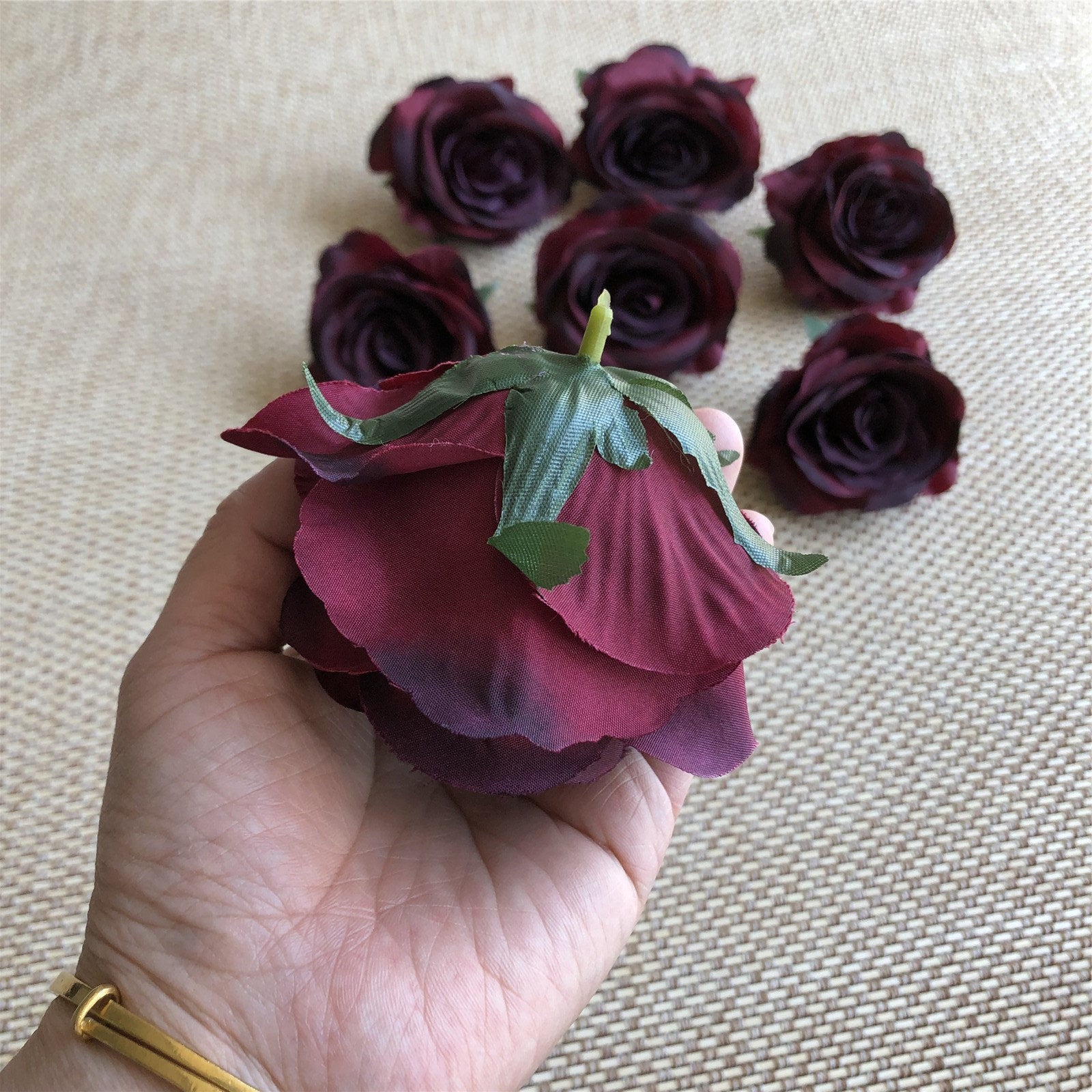 Silk Flower Heads Burgundy Flowers Artificial Rose Heads Bulk Wholesale Wedding Flower Supplies Burgundy Roses For Flower Wall Backdrop C-A2
