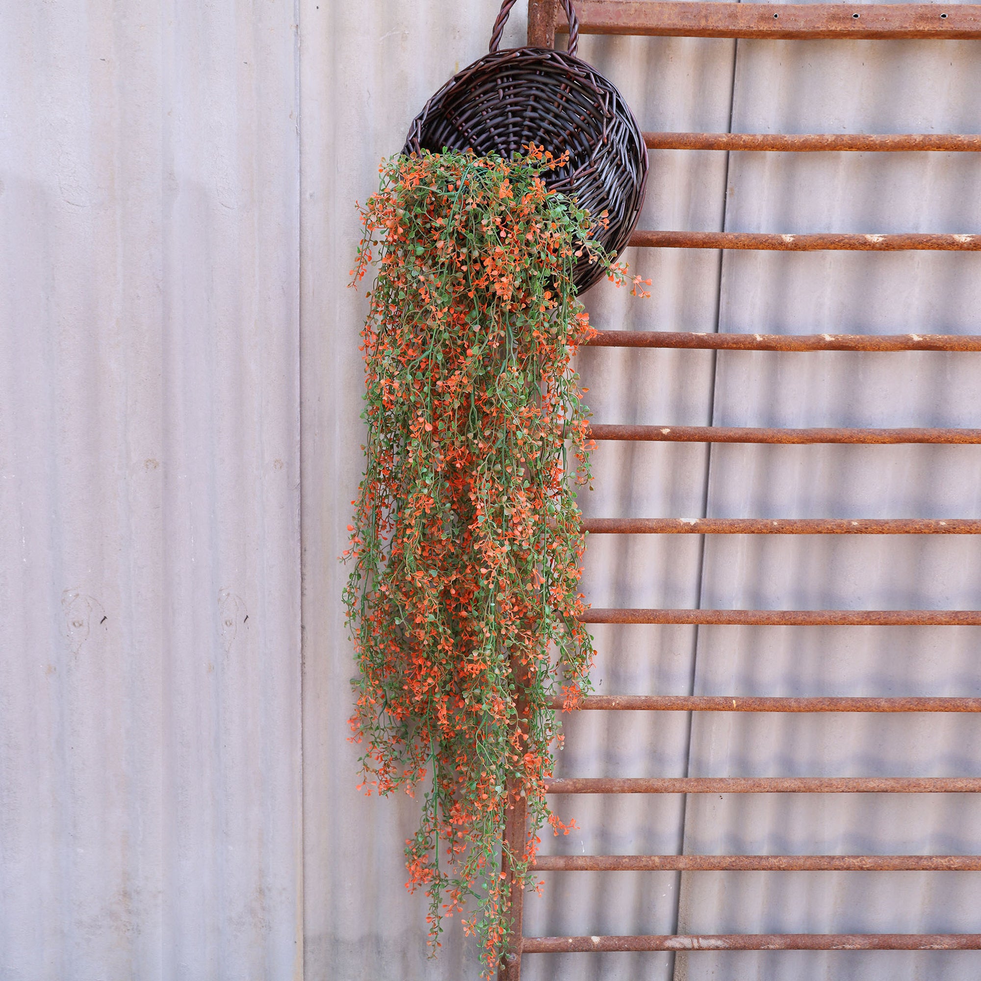 Plastic Hanging Plant Leaf Vines for Outdoor