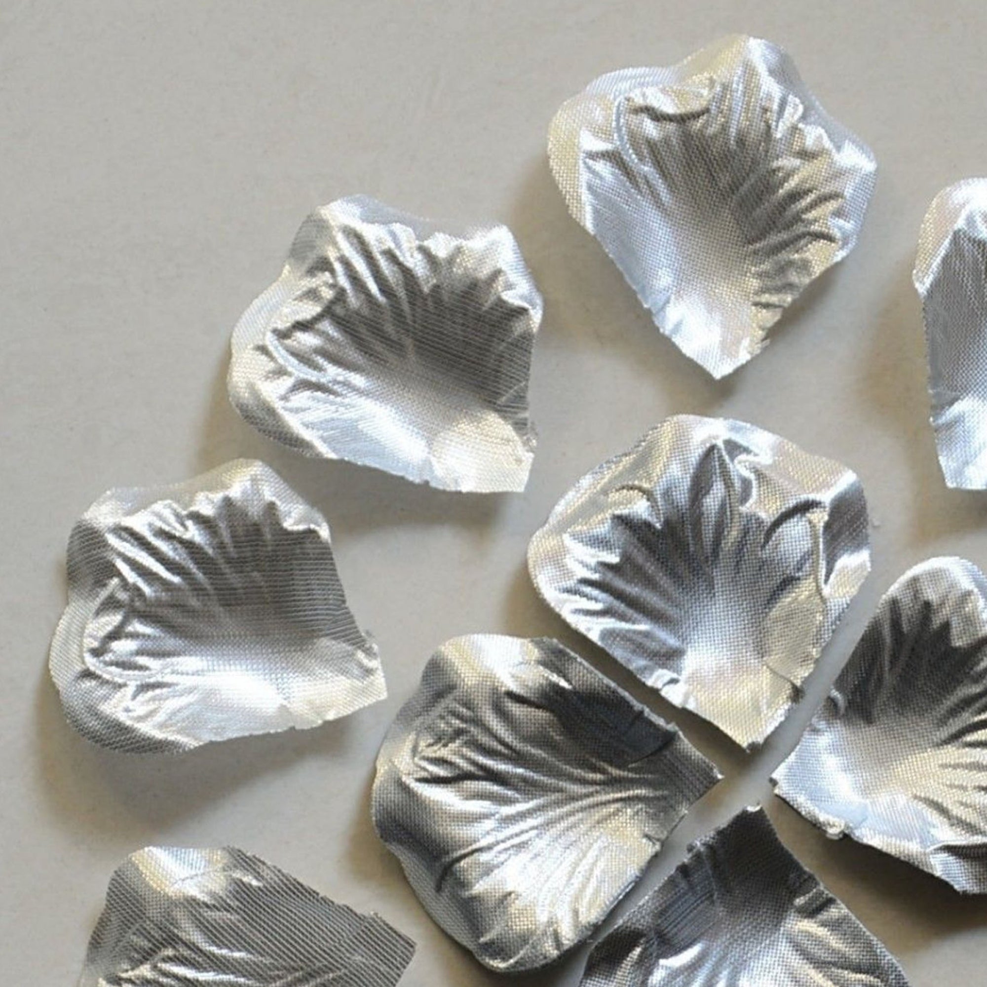 Silver Flower Petals Silk Rose Petals for Birthday Prom Party