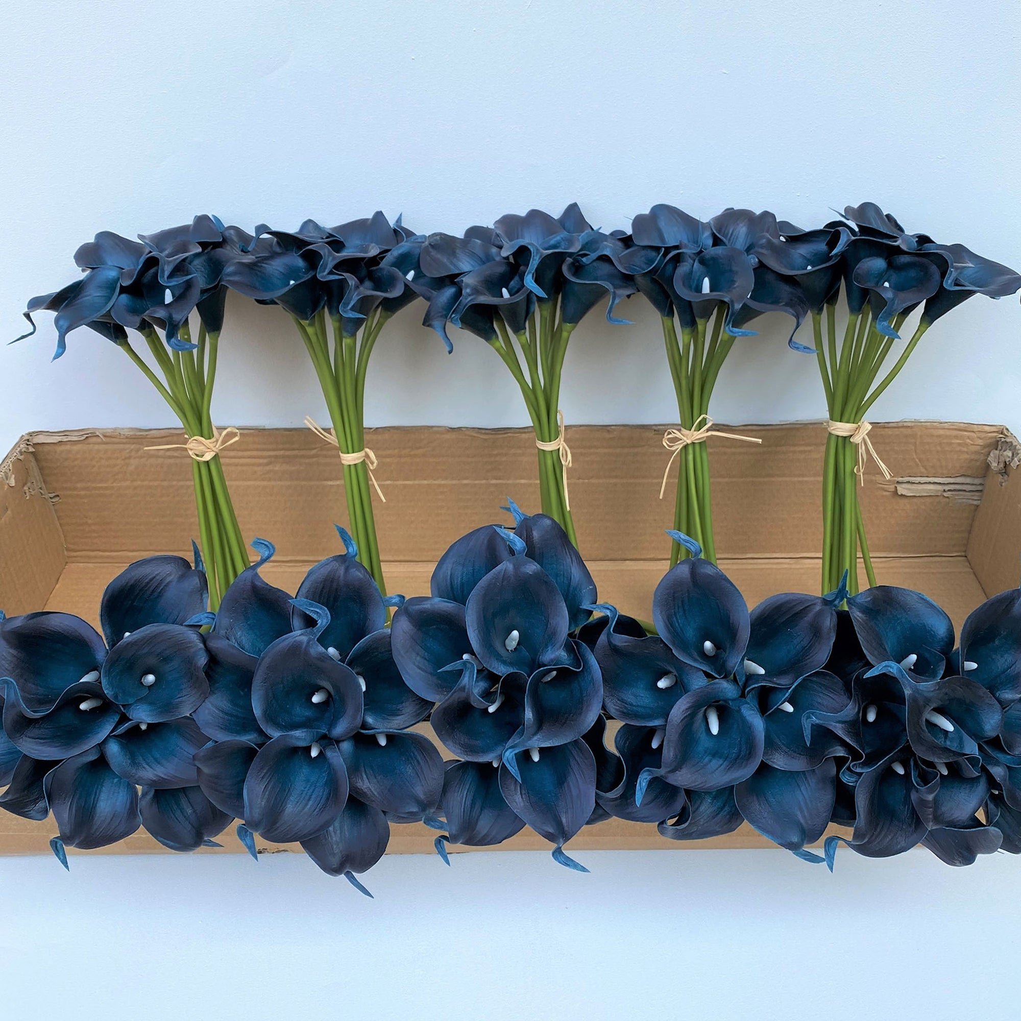 Navy Blue Artificial Calla Lily Bouquets Bulk Flowers