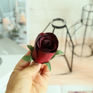 burgundy dark red roses