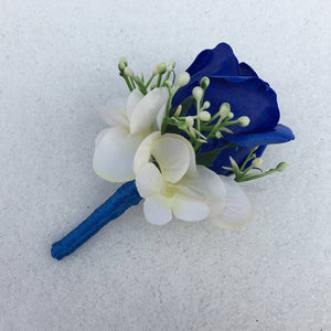 blue groom boutonniere