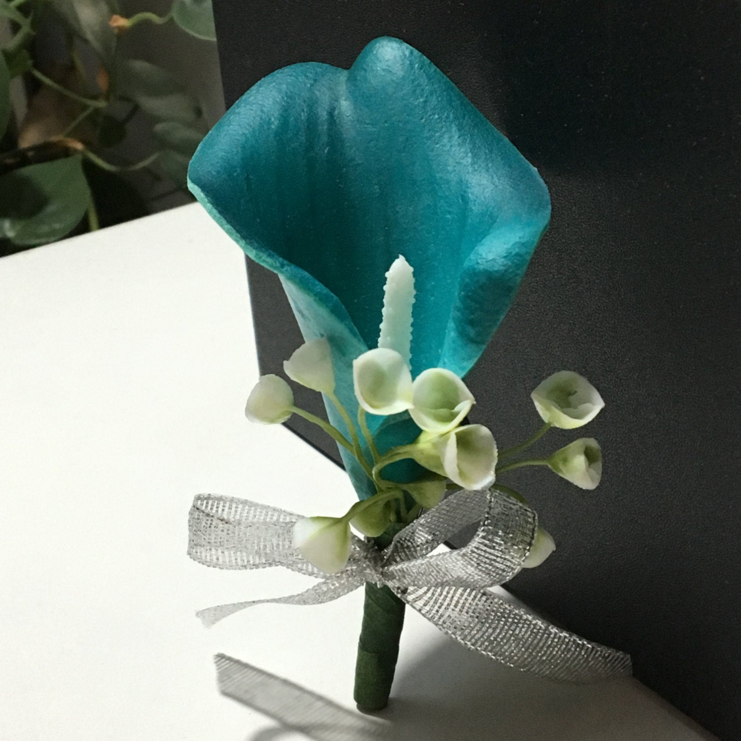 Teal Calla Lily Boutonnière For Groomsmen Latex Calla Fake Flower Button hole Corsages Groom Flowers XH-A02